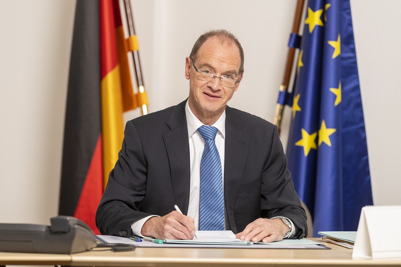 Friedel Cramer, Präsident des Bundesamts für Verbraucherschutz und Lebensmittelsicherheit. © Laurin Schmid / BILDKRAFTWERK
